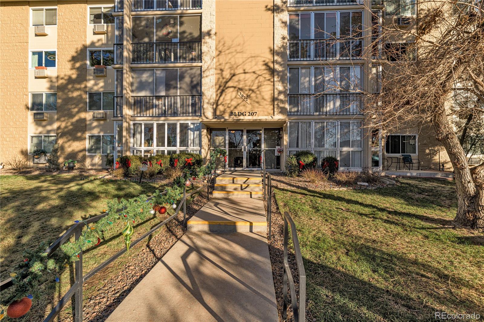 3022 South Wheeling Way, Unit 404 Aurora, CO 80014 - Photo 1 of 21