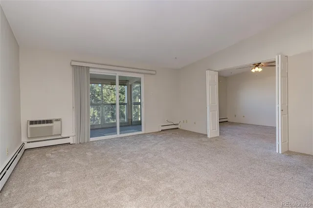 $1,995 | 3022 South Wheeling Way, Unit 404, Aurora, CO 80014