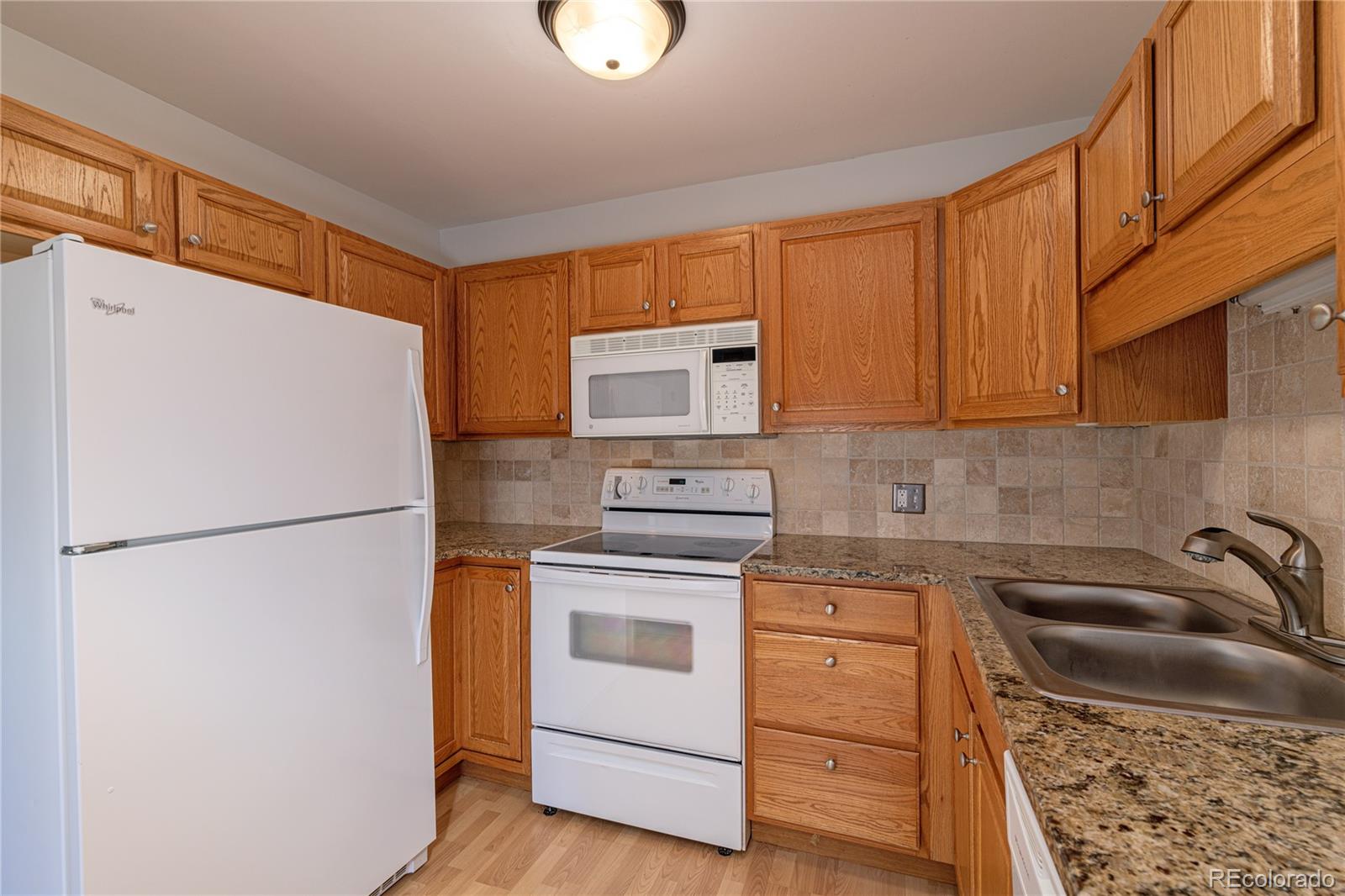 3022 South Wheeling Way, Unit 404 Aurora, CO 80014 - Photo 8 of 21