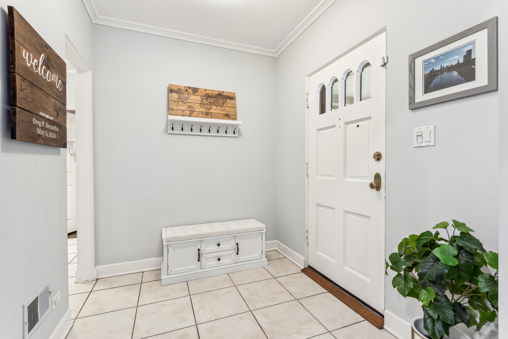 61 Ridge Road Highland Park, IL 60035 - Photo 3 of 25 a view of a hallway with closet