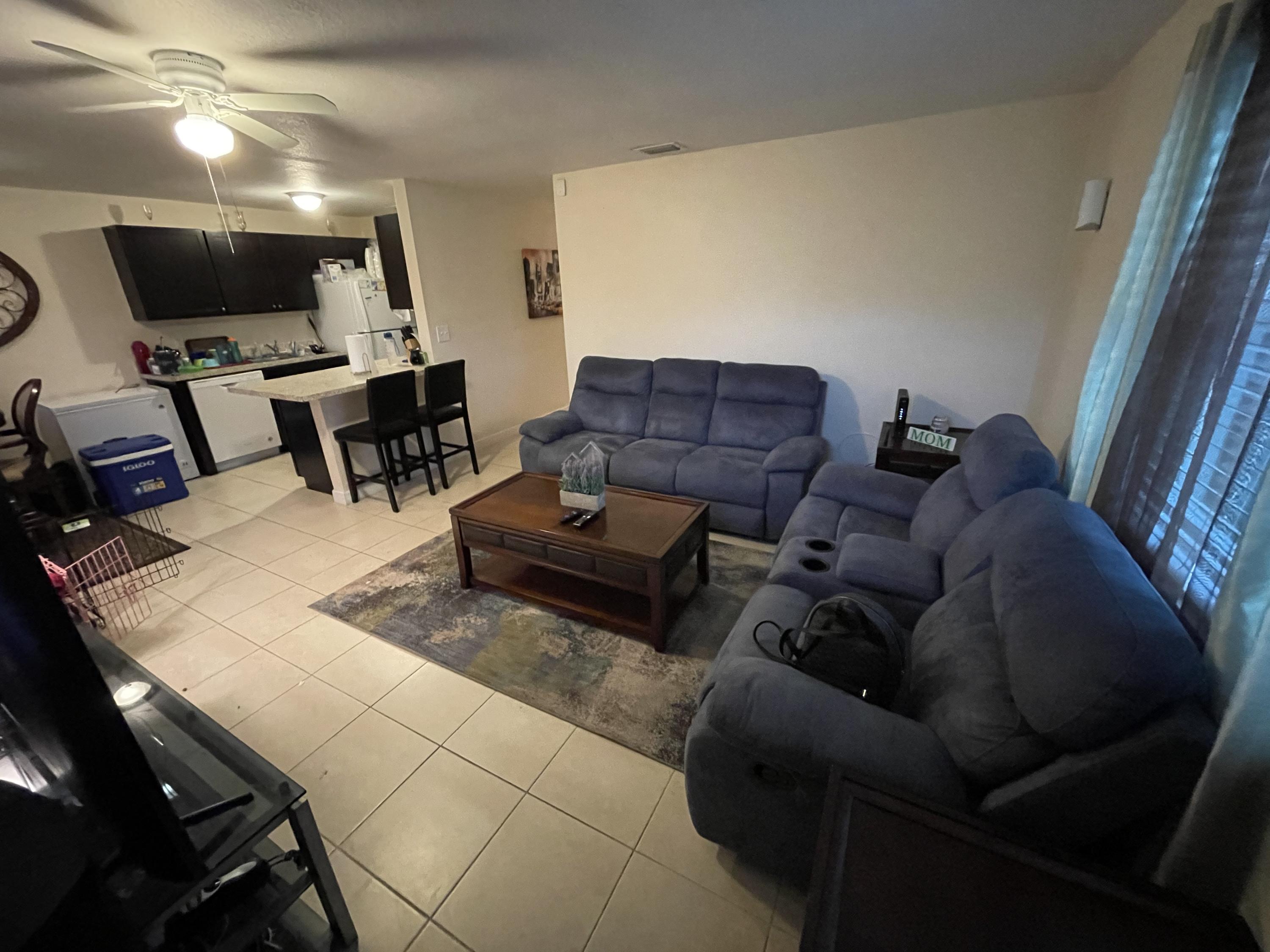 1655 West 15th Street Riviera Beach, FL 33404 - Photo 3 of 21 IMG_0782