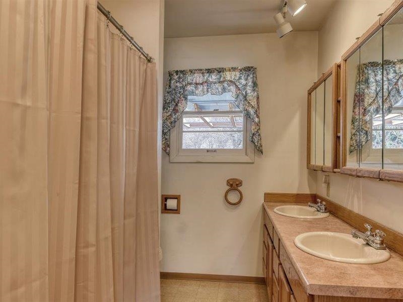 622 North Farr Road Spokane Valley, WA 99206 - Photo 19 of 47