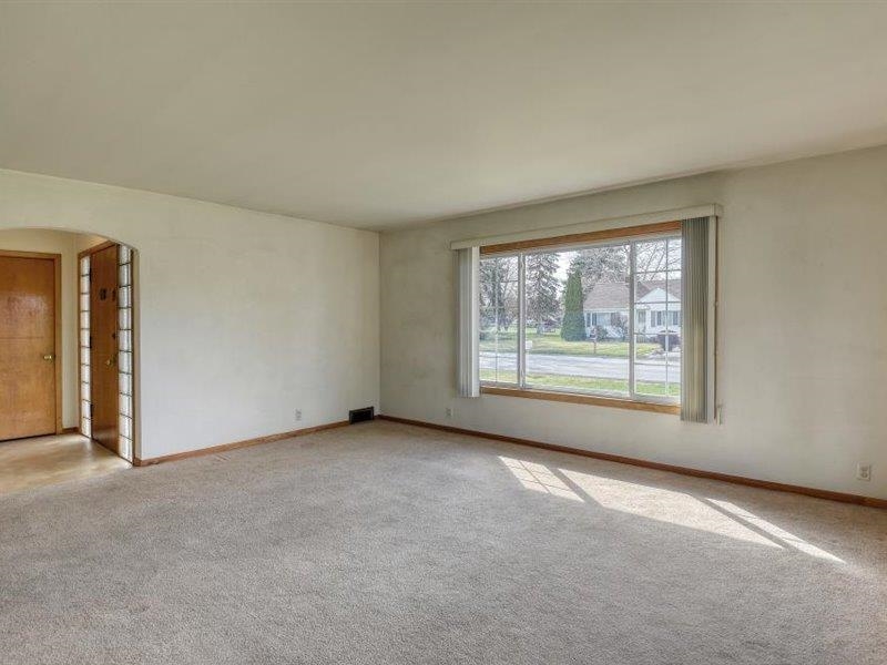 622 North Farr Road Spokane Valley, WA 99206 - Photo 4 of 47