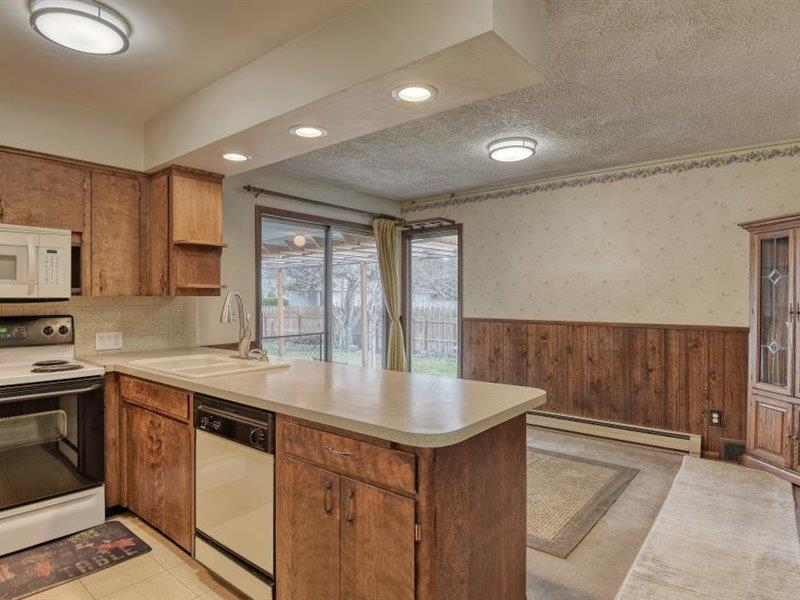 622 North Farr Road Spokane Valley, WA 99206 - Photo 8 of 47