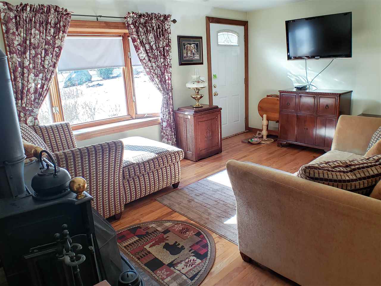 9 Wilkele Road Sandown, NH 03873 - Photo 2 of 24