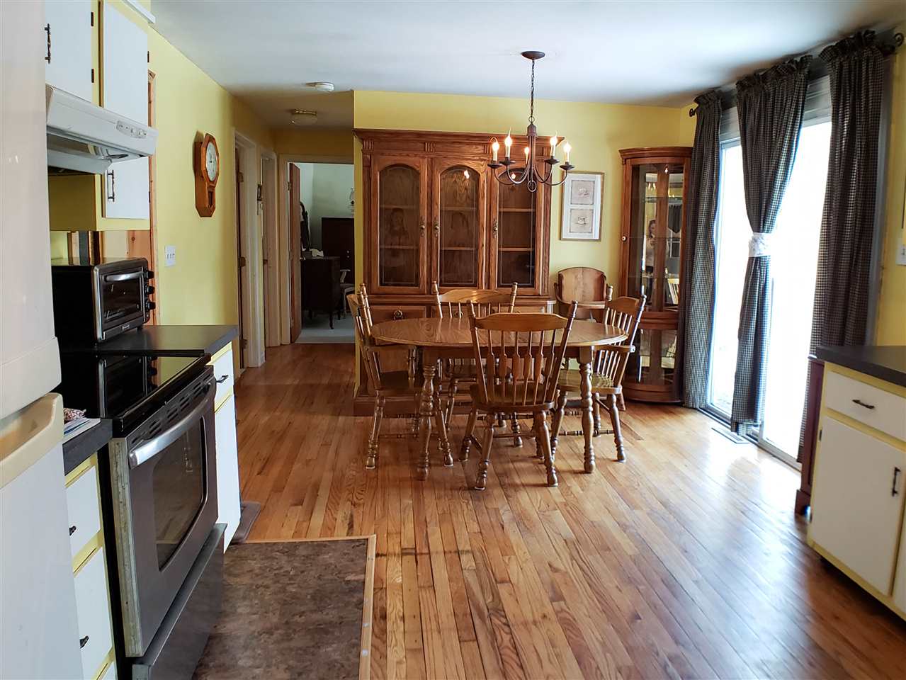 9 Wilkele Road Sandown, NH 03873 - Photo 5 of 24