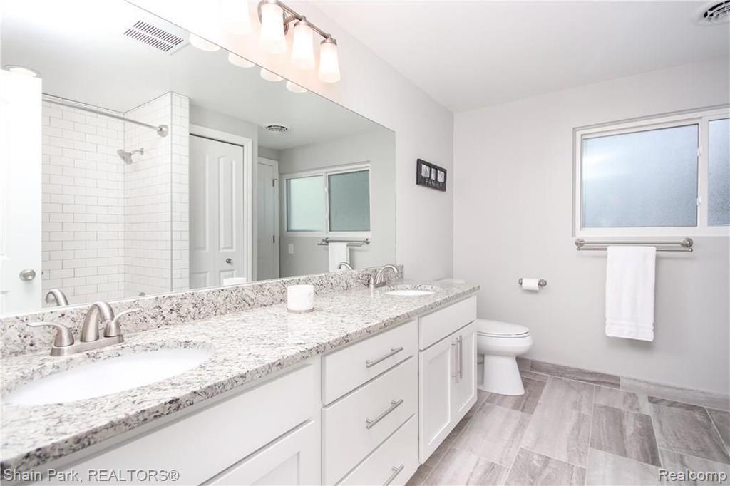 800 Willard Avenue Rochester Hills, MI 48307 - Photo 20 of 41