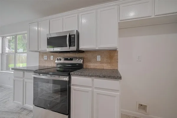 $2,500 | 3223 Candlepine Drive, Spring, TX 77388