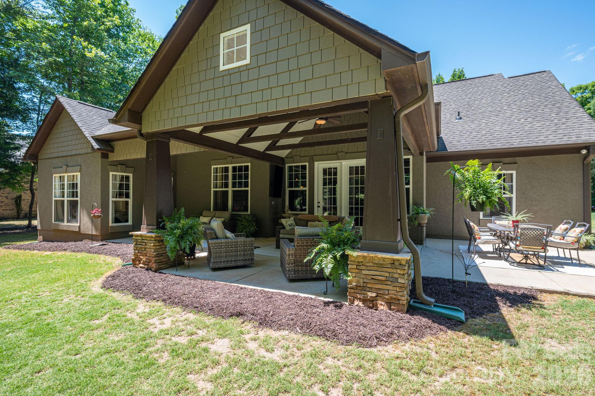 489 Evergreen Road Lake Wylie, SC 29710 - Photo 35 of 47