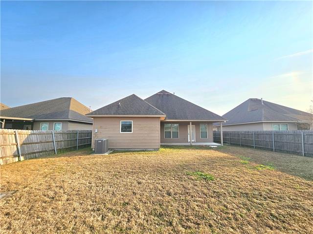 2616 WaterGate Way Marrero, LA 70072 - Photo 23 of 25