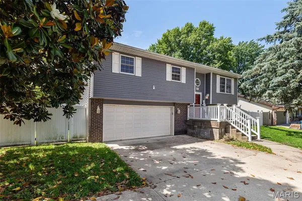$250,000 | 430 Reid Avenue, Troy, IL 62294