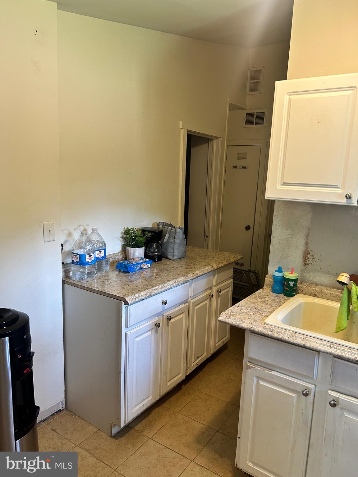 313 Fern Road Millville, NJ 08332 - Photo 7 of 16 Kitchen