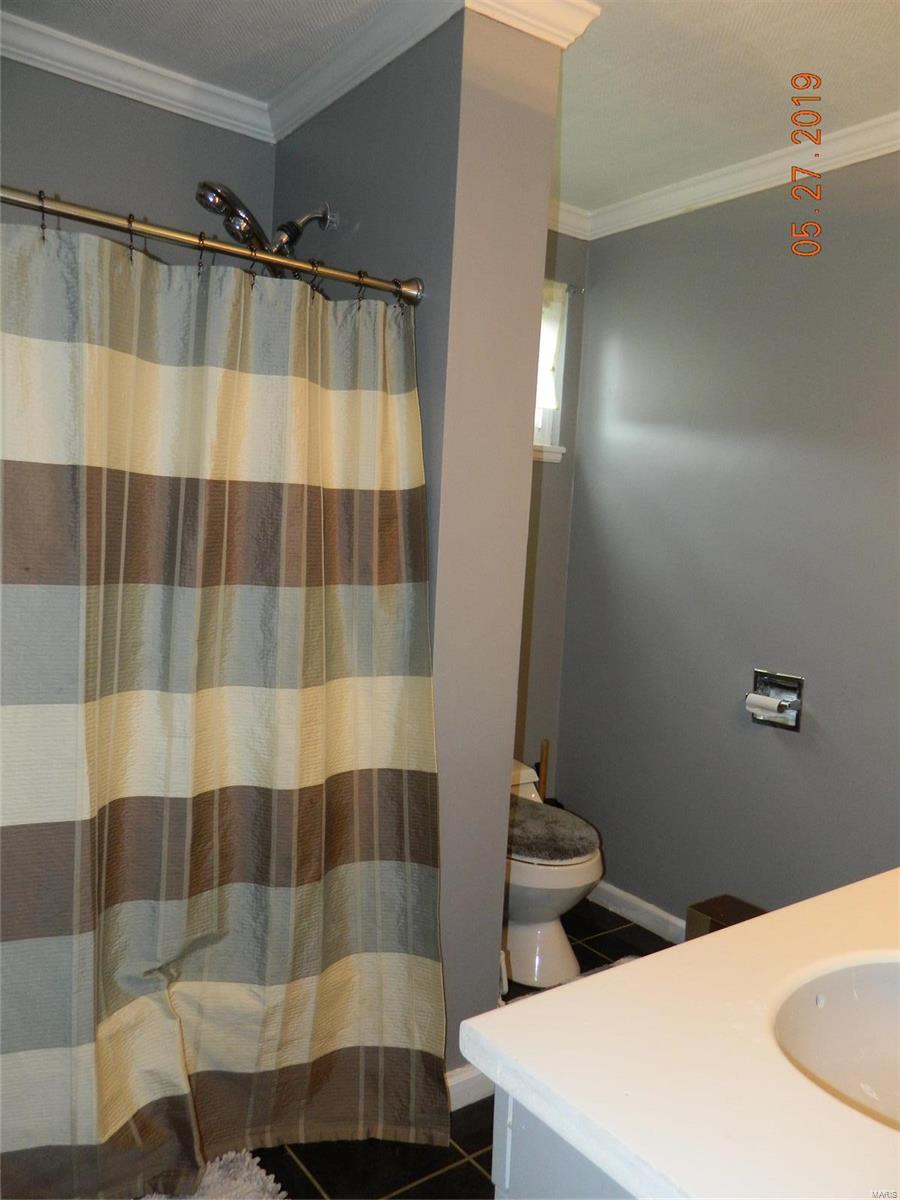 2822 Arnold Road St. Louis, MO 63125 - Photo 13 of 17 Gallery Image 13