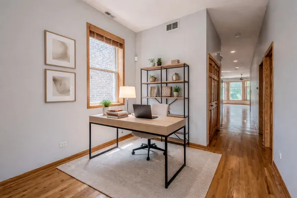 $2,500 | 4839 South Forrestville Avenue, Unit 3, Chicago, IL 60615