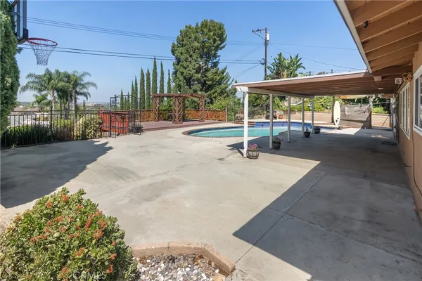 $1,300,000 | 3132 North Westhaven Street, Orange, CA 92865