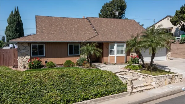 $1,300,000 | 3132 North Westhaven Street, Orange, CA 92865