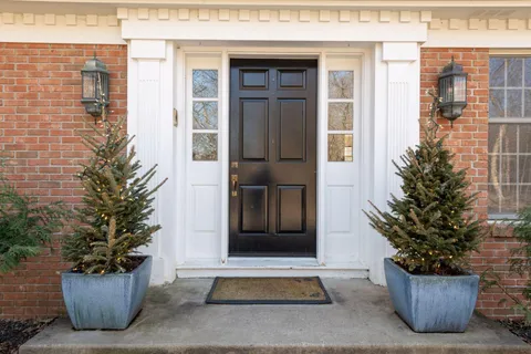 $1,395,000 | 425 Ferndale Road North, Wayzata, MN 55391