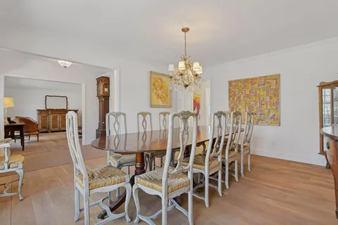 $1,395,000 | 425 Ferndale Road North, Wayzata, MN 55391