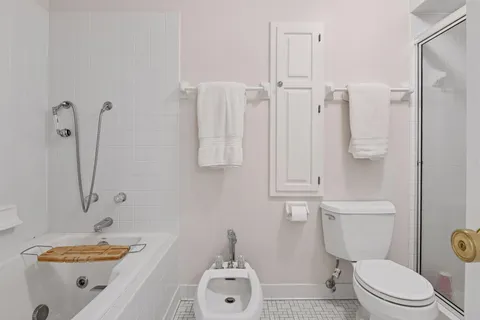 $1,395,000 | 425 Ferndale Road North, Wayzata, MN 55391