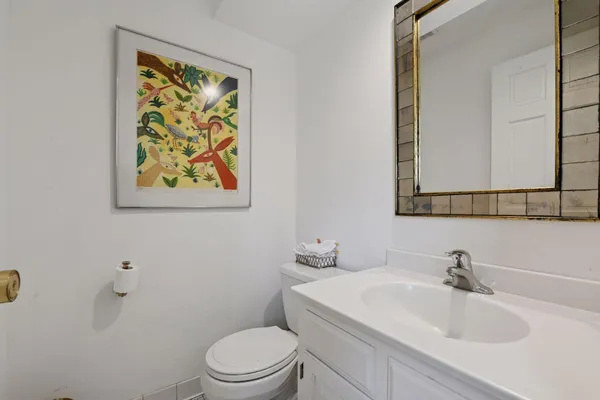 $1,395,000 | 425 Ferndale Road North, Wayzata, MN 55391