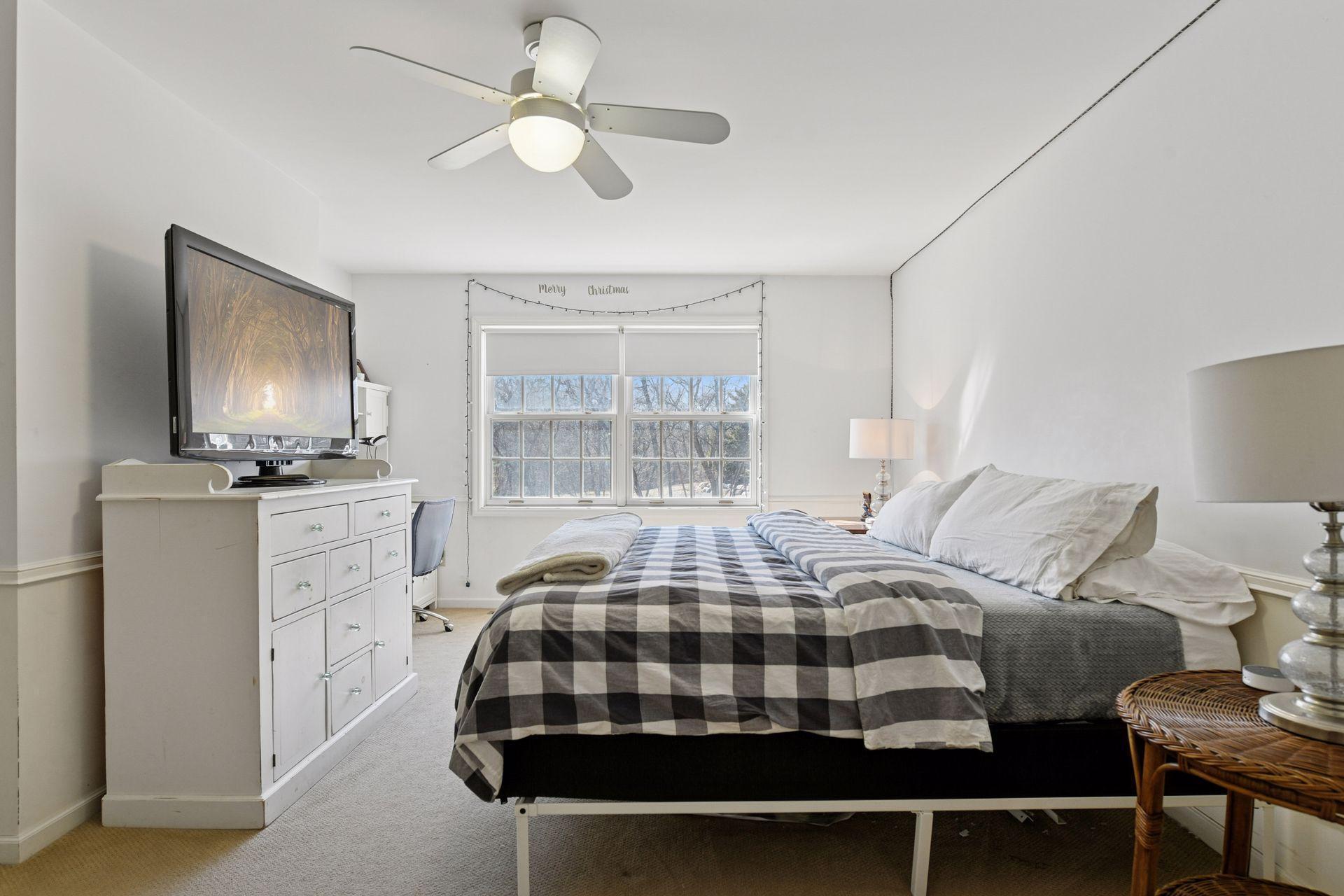 425 Ferndale Road North Wayzata, MN 55391 - Photo 48 of 76