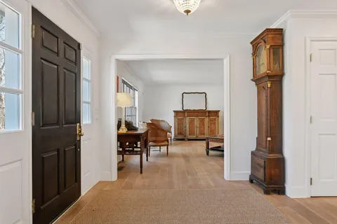 $1,395,000 | 425 Ferndale Road North, Wayzata, MN 55391