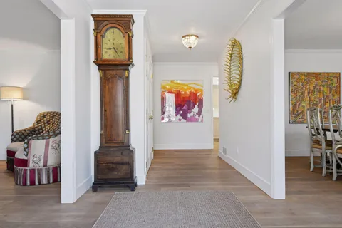 $1,395,000 | 425 Ferndale Road North, Wayzata, MN 55391