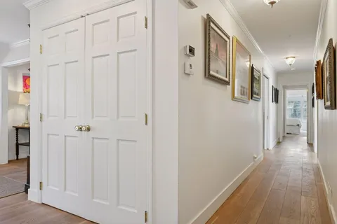 $1,395,000 | 425 Ferndale Road North, Wayzata, MN 55391