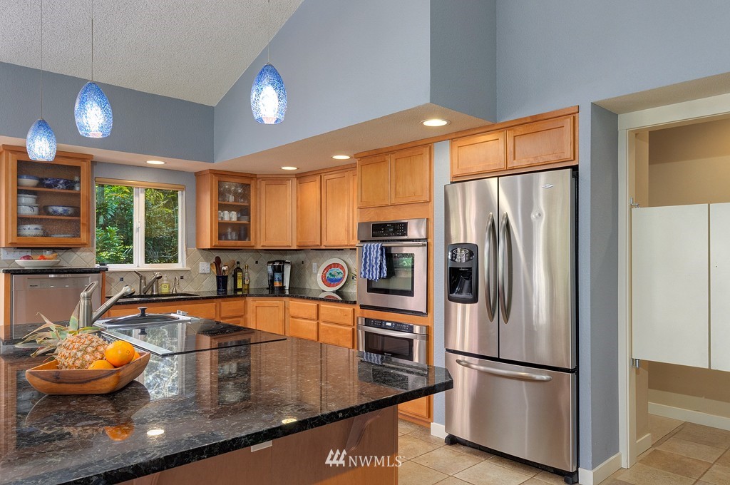 22295 Port Gamble Road Northeast Poulsbo, WA 98370 - Photo 4 of 25 Gallery Image 4