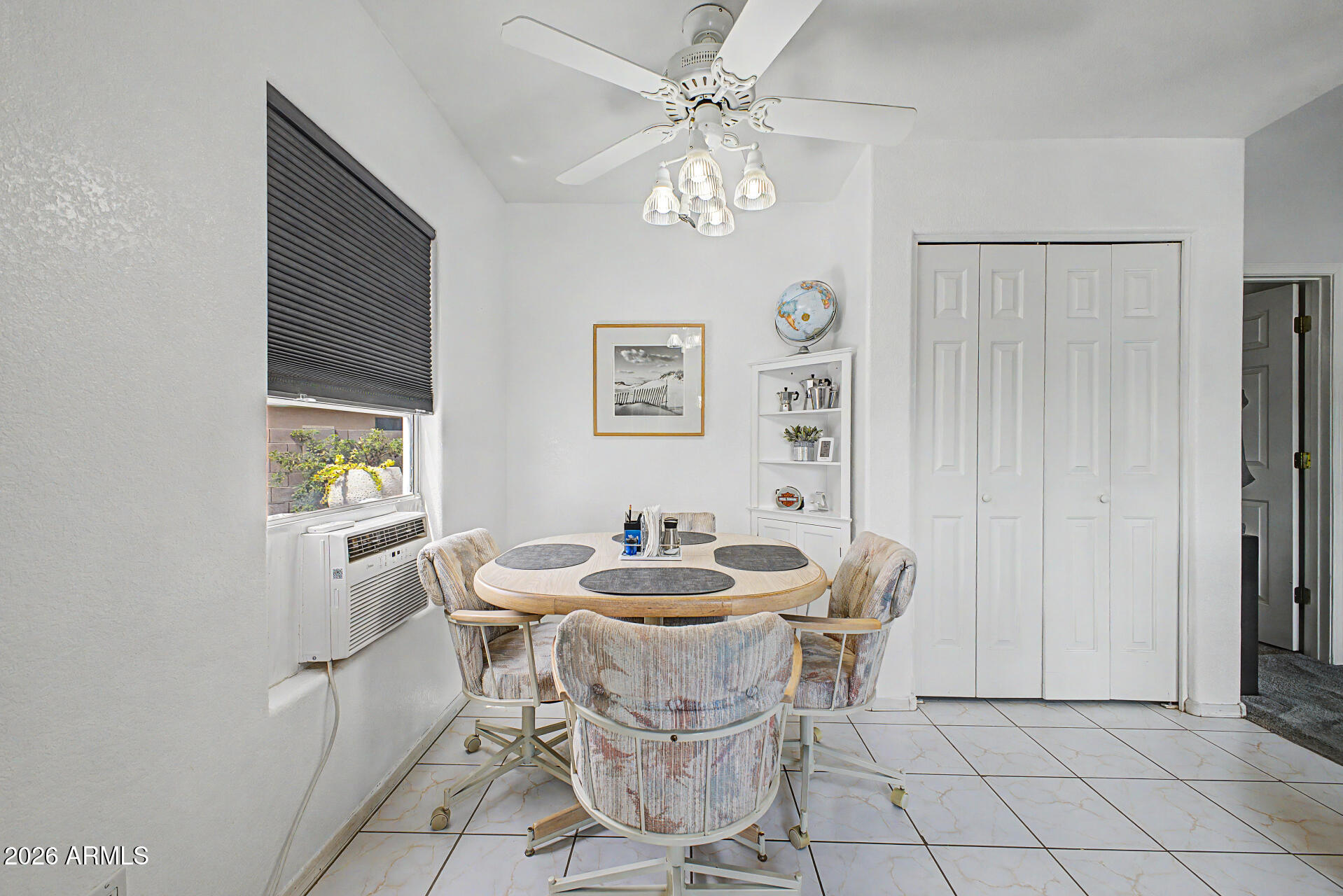 836 South Royal Palm Road Apache Junction, AZ 85119 - Photo 12 of 38