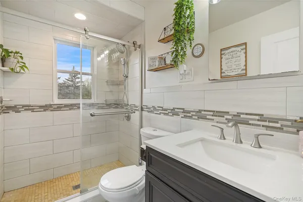 $585,000 | 21 Varna Lane, Mahopac, NY 10541