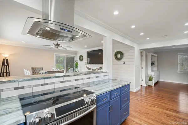 $585,000 | 21 Varna Lane, Mahopac, NY 10541