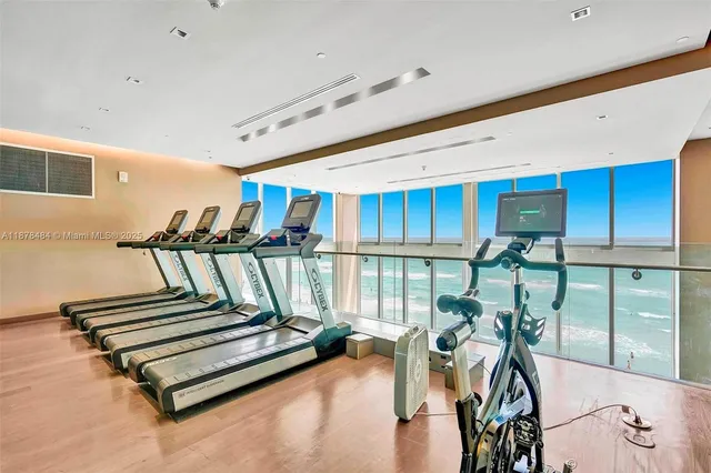 a view of an entryway with outdoor seating