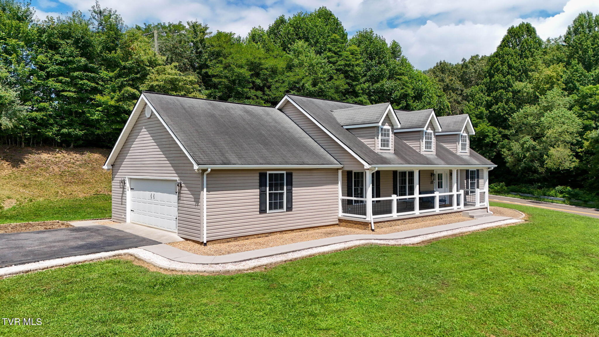 611 Yuma Road Weber City, VA 24290 - Photo 7 of 86 39-web-or-mls-611 Yuma Rd Drone LF-40