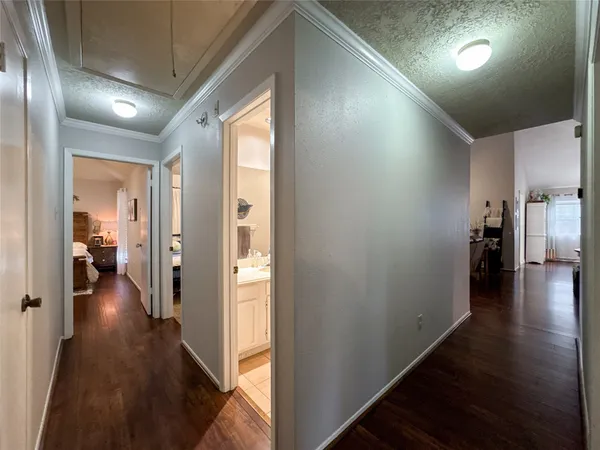 $2,290 | 2909 Laurelridge Drive, League City, TX 77573