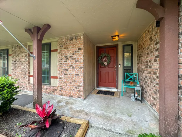 $2,290 | 2909 Laurelridge Drive, League City, TX 77573