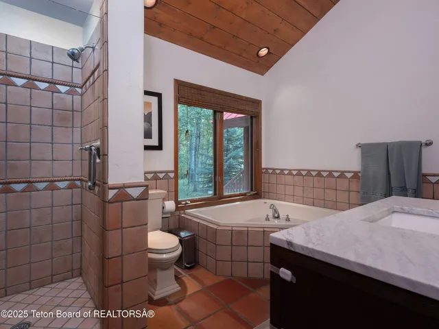 $1,800,000 | 2217 Apsaroke Trail, Tetonia, ID 83452