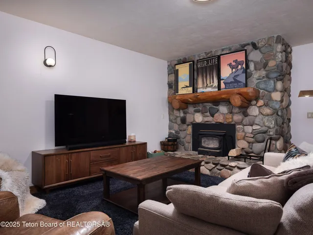 $1,800,000 | 2217 Apsaroke Trail, Tetonia, ID 83452