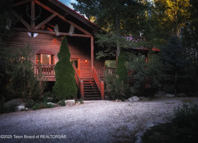 $1,800,000 | 2217 Apsaroke Trail, Tetonia, ID 83452