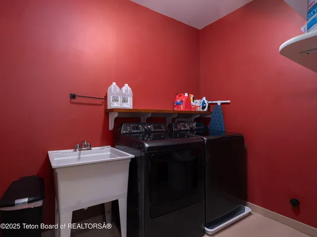 $1,800,000 | 2217 Apsaroke Trail, Tetonia, ID 83452