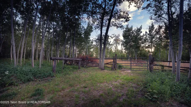 $1,800,000 | 2217 Apsaroke Trail, Tetonia, ID 83452