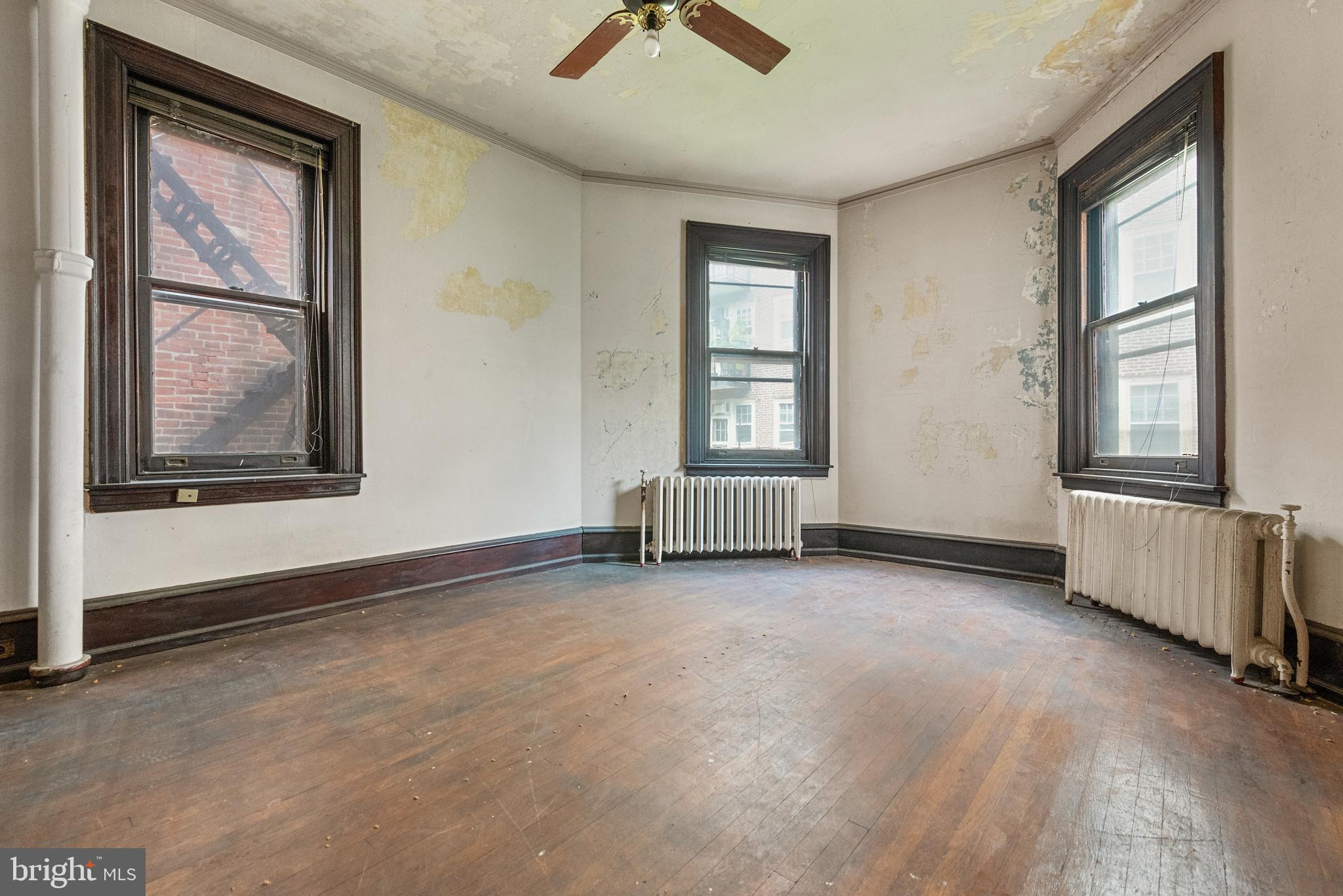 322 South 46th Street Philadelphia, PA 19143 - Photo 12 of 18