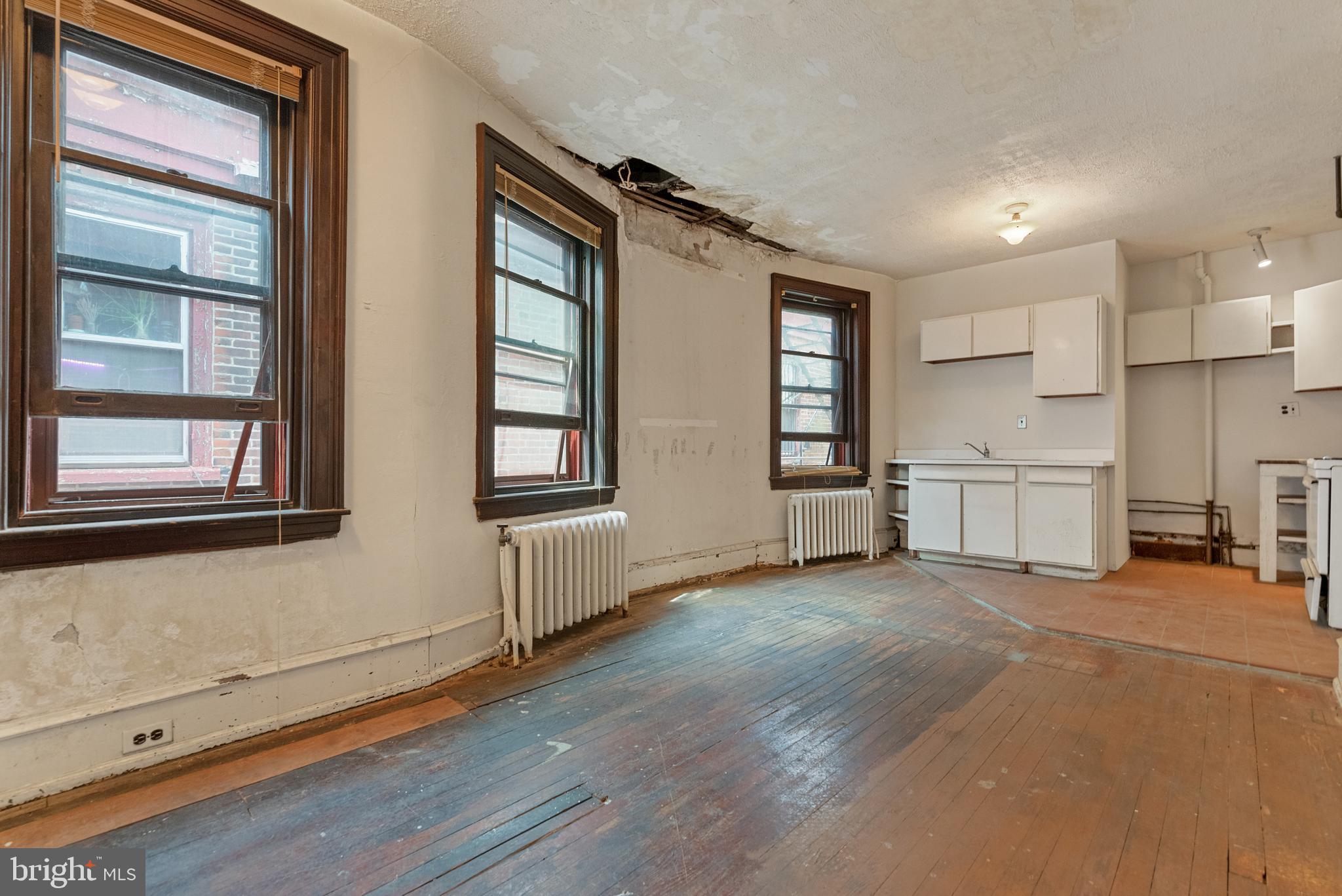 322 South 46th Street Philadelphia, PA 19143 - Photo 17 of 18