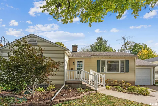 $174,900 | 712 South Spring Street, Geneseo, IL 61254