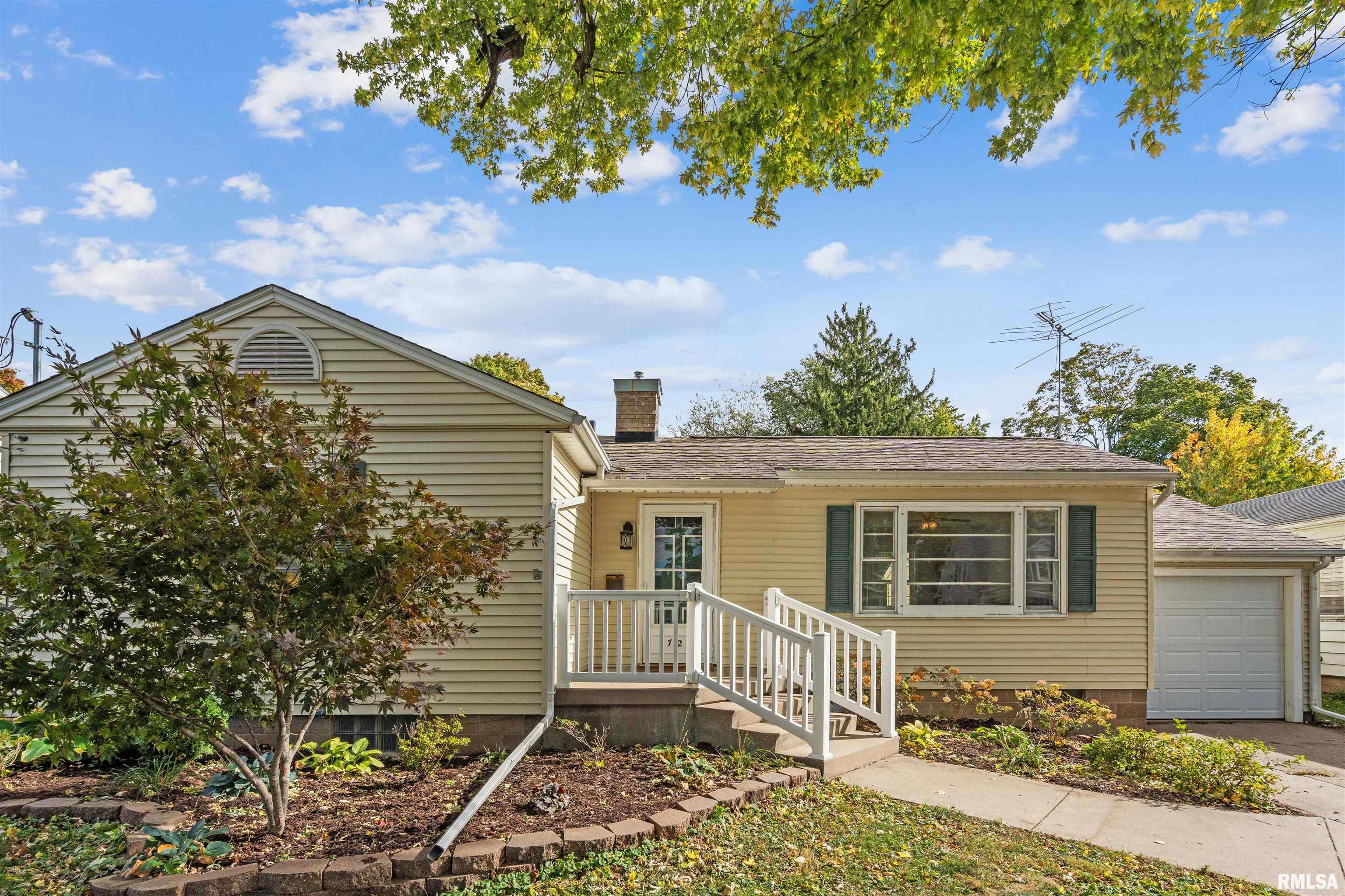 712 South Spring Street Geneseo, IL 61254 - Photo 1 of 16