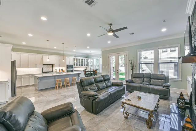 $3,170 | 18659 Clover Path, Porter, TX 77365