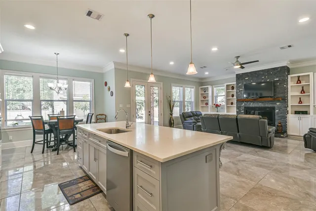 $3,170 | 18659 Clover Path, Porter, TX 77365