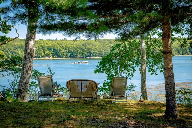 $2,375,000 | 269 Wardwell Point Road, Penobscot, ME 04476
