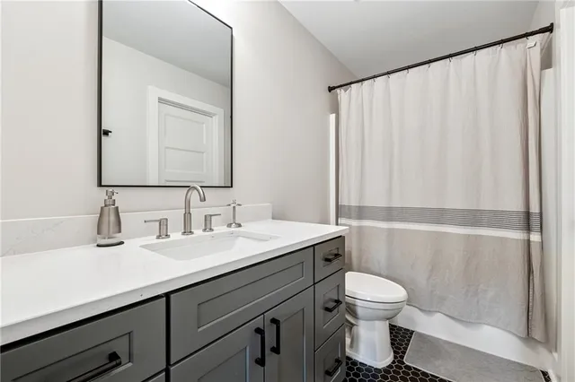 $1,385,000 | 38 Mountain Ridge Road Northeast, White, GA 30184