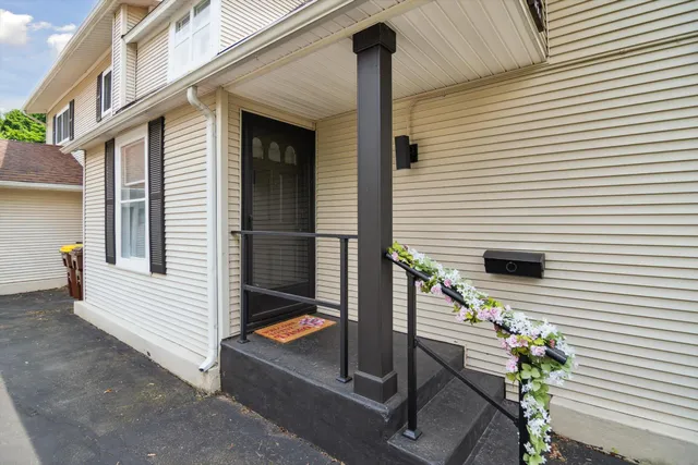 $265,000 | 217 South Marshall Avenue, Marshall, MI 49068